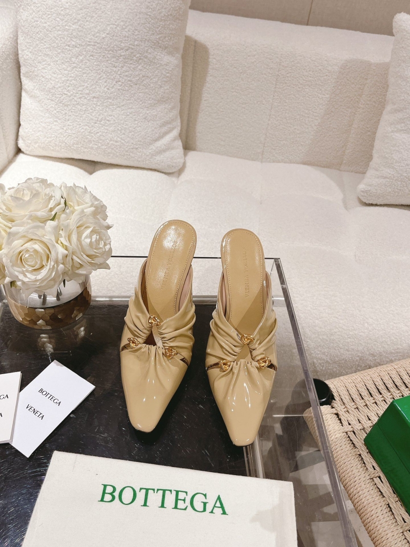 Bottega Veneta flat shoes